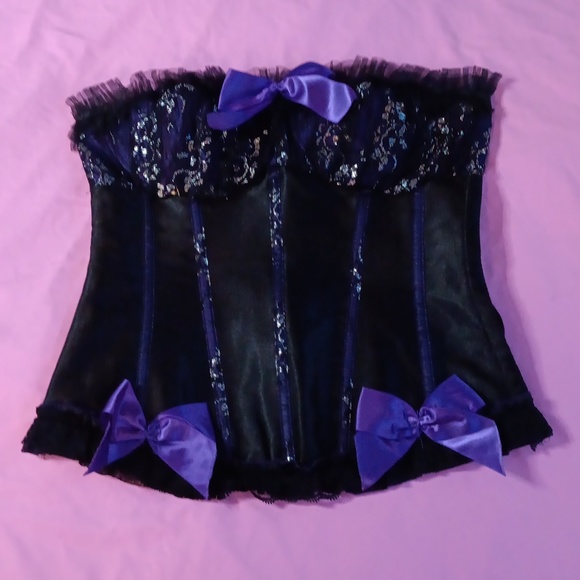 Black & Purple Sparkly Corset With Ruffke Trim (Asian XL) - Picture 2 of 15